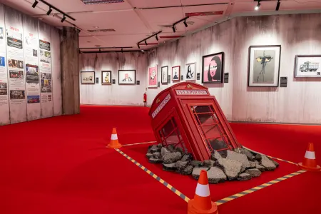 instafeed Banksy